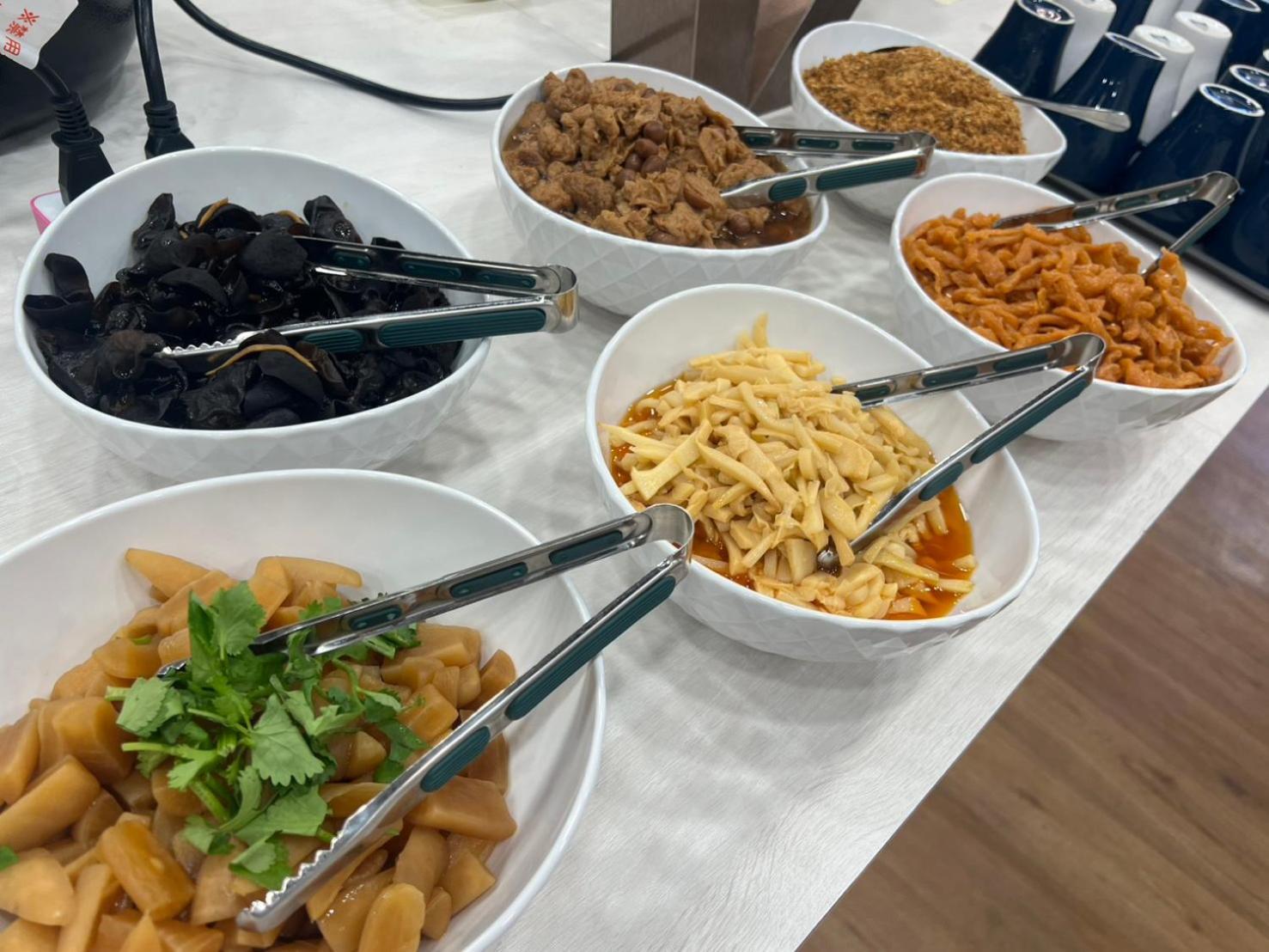 可青大飯店grand Ke-Cing Hotel Yilan Екстер'єр фото
